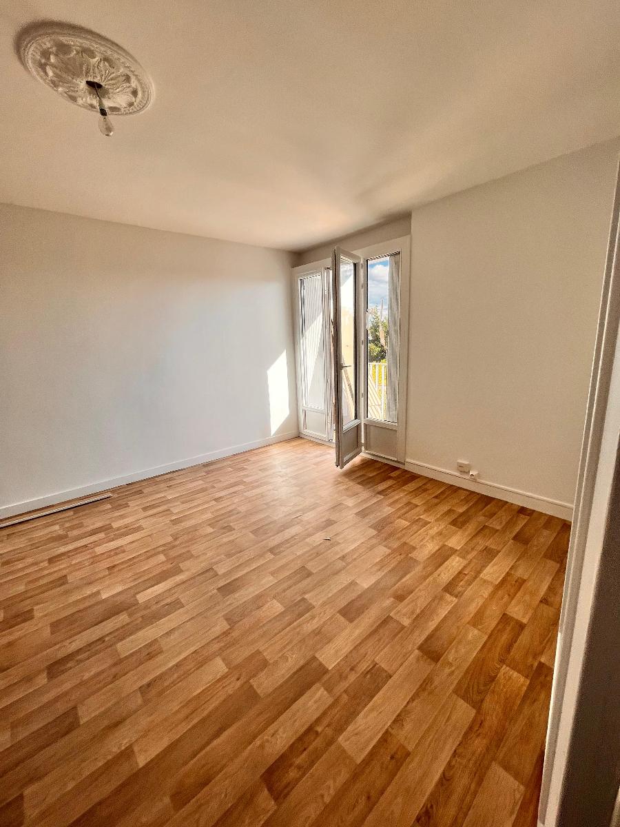 location appartement à BORDEAUX - 994 C.C. / mois